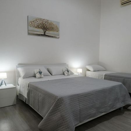 Martins Apartament Lägenhet Palermo Exteriör bild